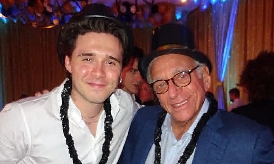 RR88 VIP – Brooklyn Beckham chúc sinh nhật bố vợ giữa tâm bão gia đình - hình ảnh - rr88slot.vip RR88 VIP – Brooklyn Beckham chúc sinh nhật bố vợ giữa tâm bão gia đình - hình ảnh - rr88slot.vip
