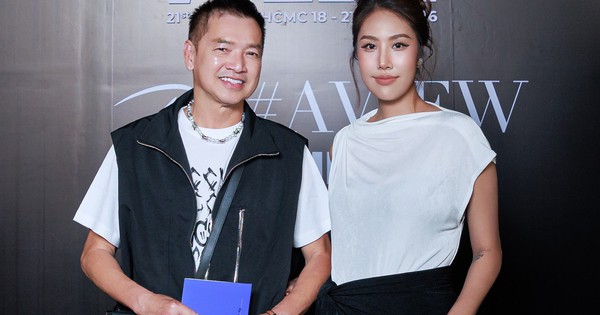 Quang Minh cùng vợ kém tuổi đi sự kiện, tiết lộ cuộc sống hôn nhân: góc nhìn mới cho người chơi Việt - hình ảnh - rr88slot.vip Quang Minh cùng vợ kém tuổi đi sự kiện, tiết lộ cuộc sống hôn nhân: góc nhìn mới cho người chơi Việt - hình ảnh - rr88slot.vip