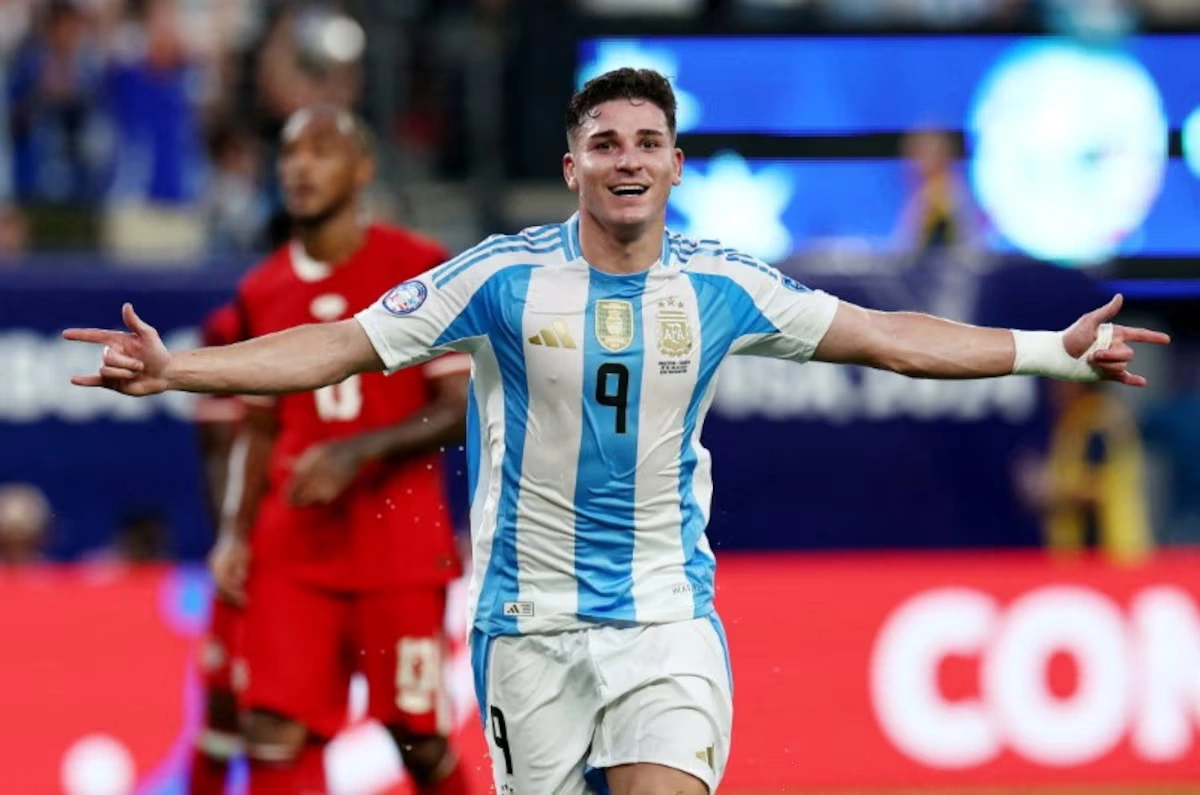 RR88 slot game và tin nóng từ Julian Alvarez: Ngôi sao Argentina nhắm Barca sau chiến thắng World Cup 2026 - hình ảnh - rr88slot.vip RR88 slot game và tin nóng từ Julian Alvarez: Ngôi sao Argentina nhắm Barca sau chiến thắng World Cup 2026 - hình ảnh - rr88slot.vip