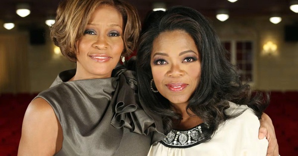 Gia đình Whitney Houston phản ứng gay gắt trước phát ngôn gây tranh cãi của Oprah Winfrey - hình ảnh - rr88slot.vip