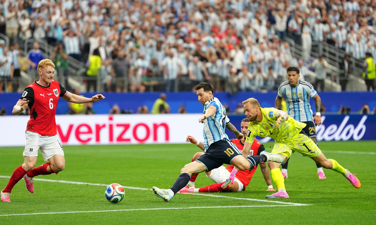 Messi không được điểm tuyệt đối dù lập cú đúp vào lưới Áo - hình ảnh - rr88slot.vip Messi không được điểm tuyệt đối dù lập cú đúp vào lưới Áo - hình ảnh - rr88slot.vip