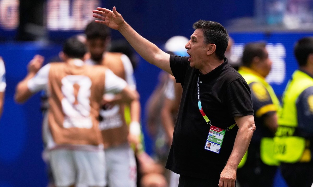 HLV Ghalenoei: ‘Iran bất bại là kỳ tích World Cup’ - hình ảnh - rr88slot.vip