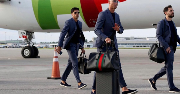 Cristiano Ronaldo bị chấm 0 điểm về trang phục tại World Cup 2026 – Fan Việt bất ngờ - hình ảnh - rr88slot.vip Cristiano Ronaldo bị chấm 0 điểm về trang phục tại World Cup 2026 – Fan Việt bất ngờ - hình ảnh - rr88slot.vip